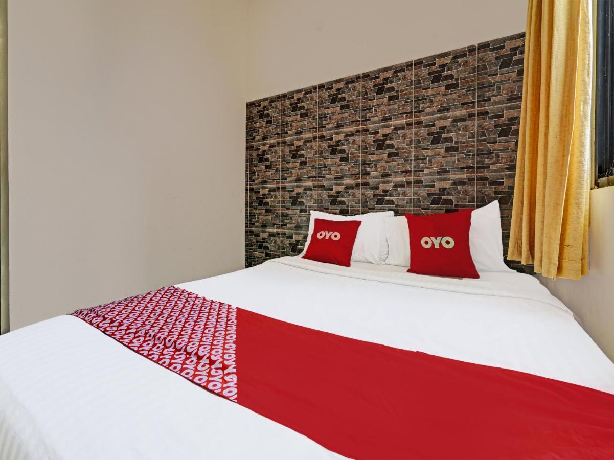 Oyo 1699 Verona Residence Bandung Eksteriør bilde
