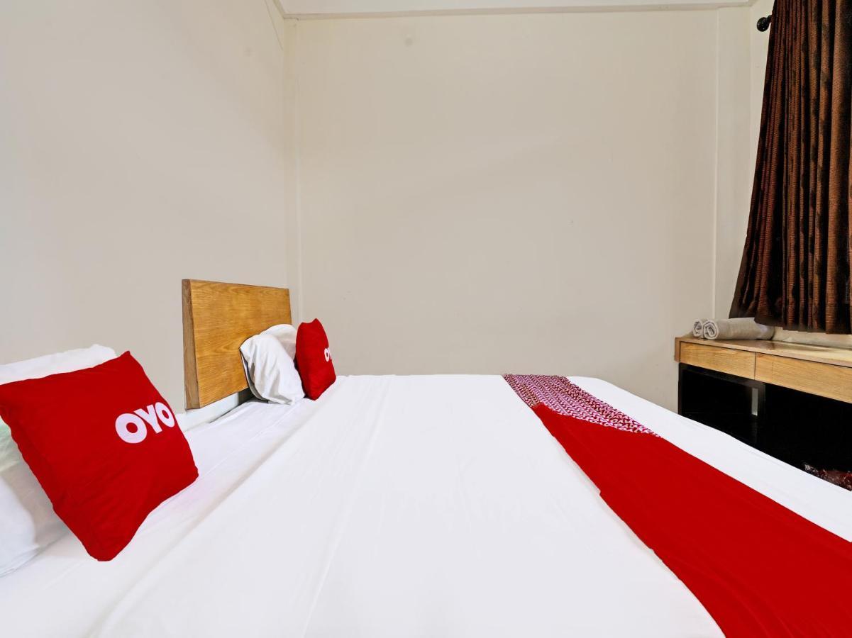 Oyo 1699 Verona Residence Bandung Eksteriør bilde