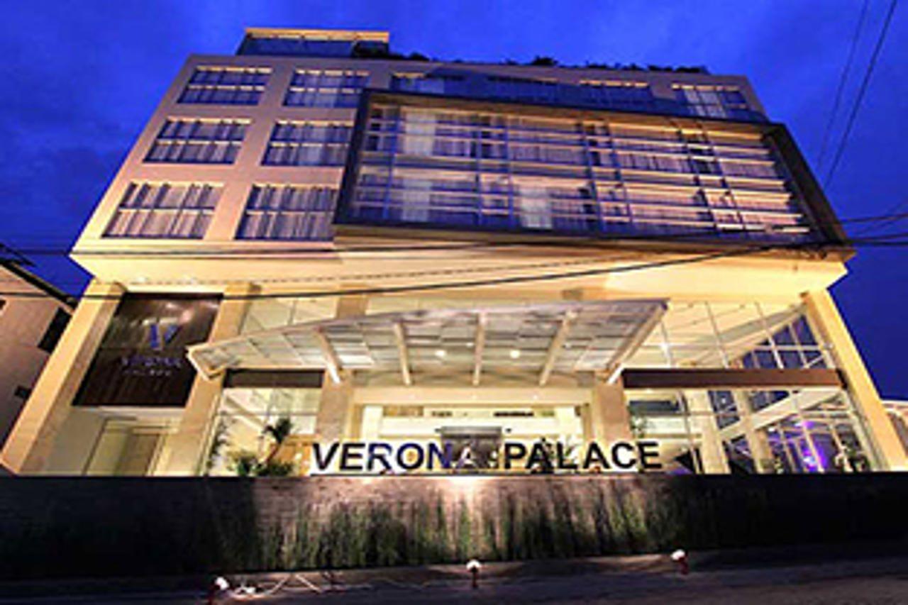 Oyo 1699 Verona Residence Bandung Eksteriør bilde